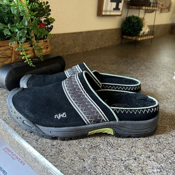Ryka Nitrocel Mules Slip On Shoes Black Suede w/Gray Size 8.5 - Picture 1 of 8